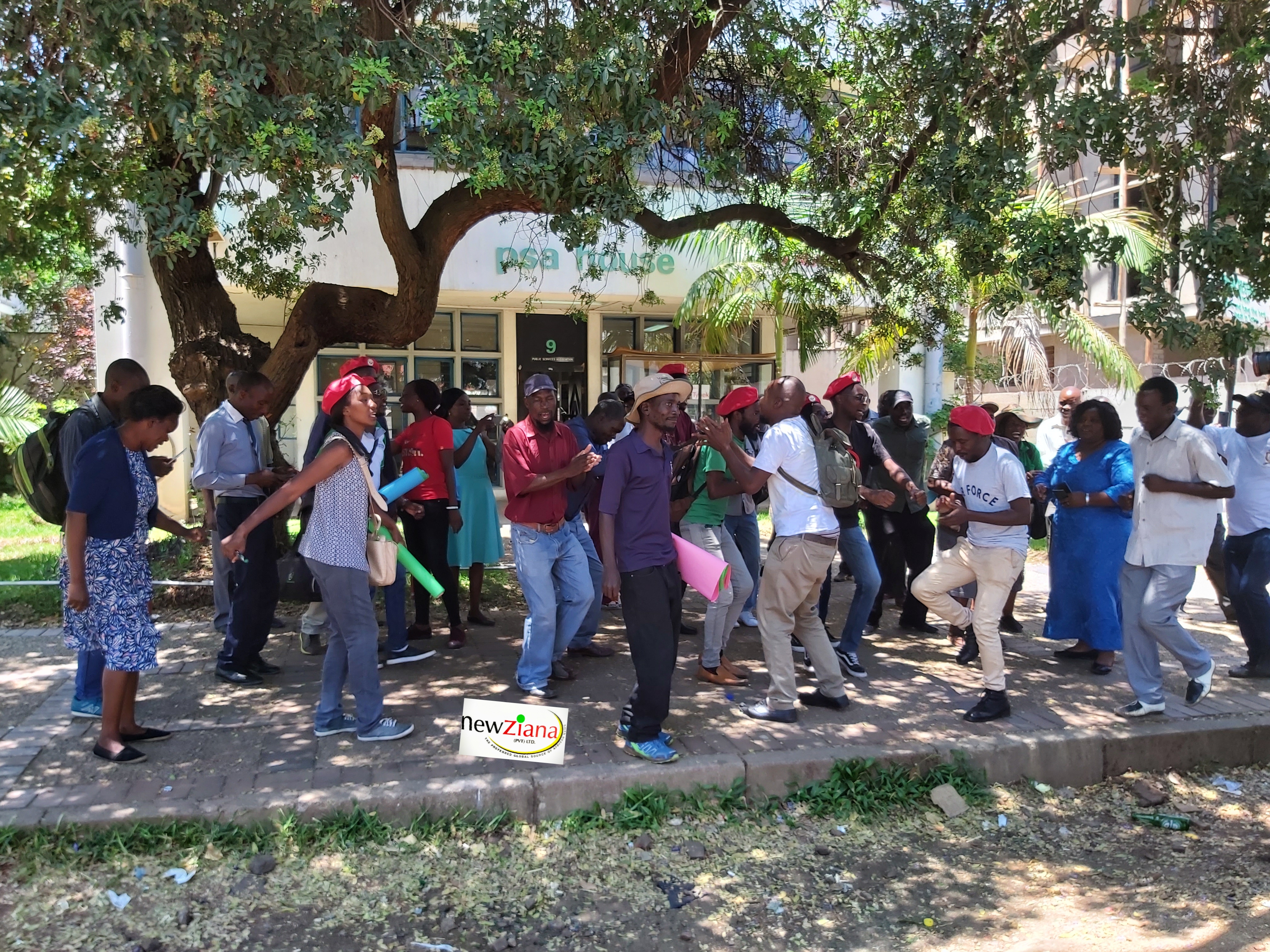 Civil servants demo goes unnoticed