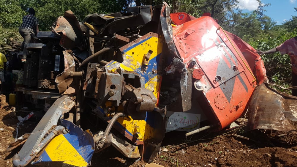 Train derails, injuring two